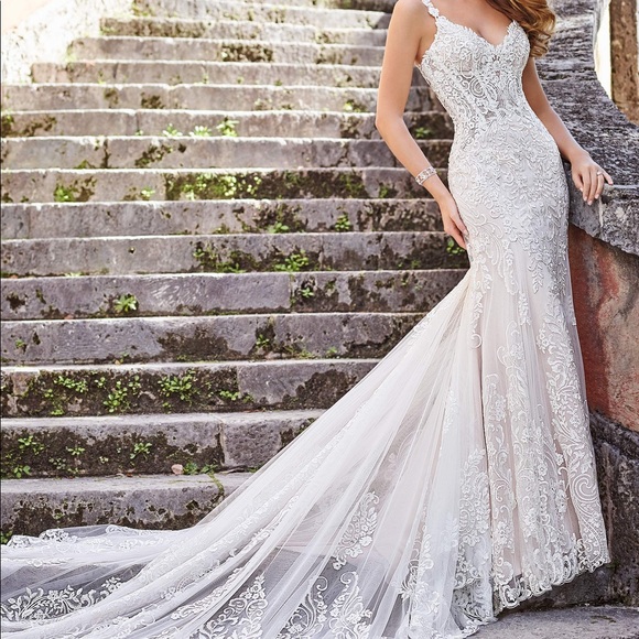 Wedding Dress Mon Cheri - IV 218203 - Picture 2 of 2